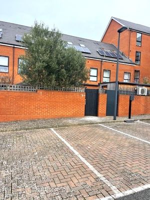 Photo 1- click for photo gallery